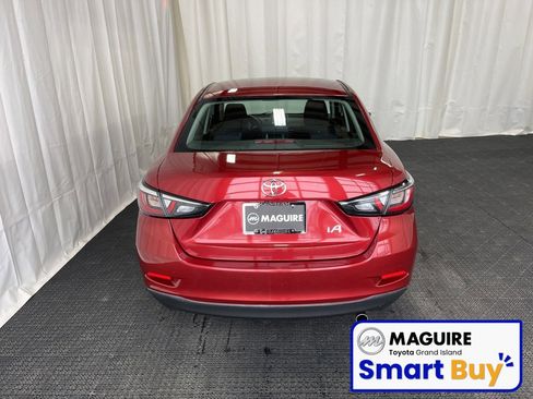 Used 2017 Toyota Yaris iA image 25
