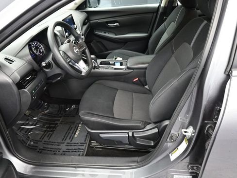 Used 2024 Nissan Sentra SV FWD image 26