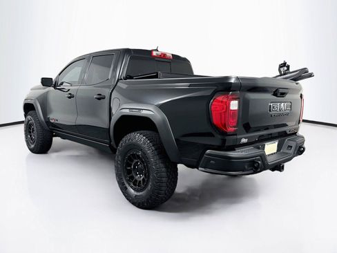 Used 2024 GMC Canyon AT4X w/ AT4X AEV Edition AWD/4WD image 3