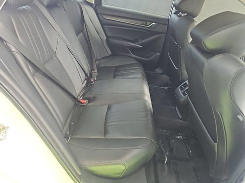 Used 2019 Honda Accord Touring image 39
