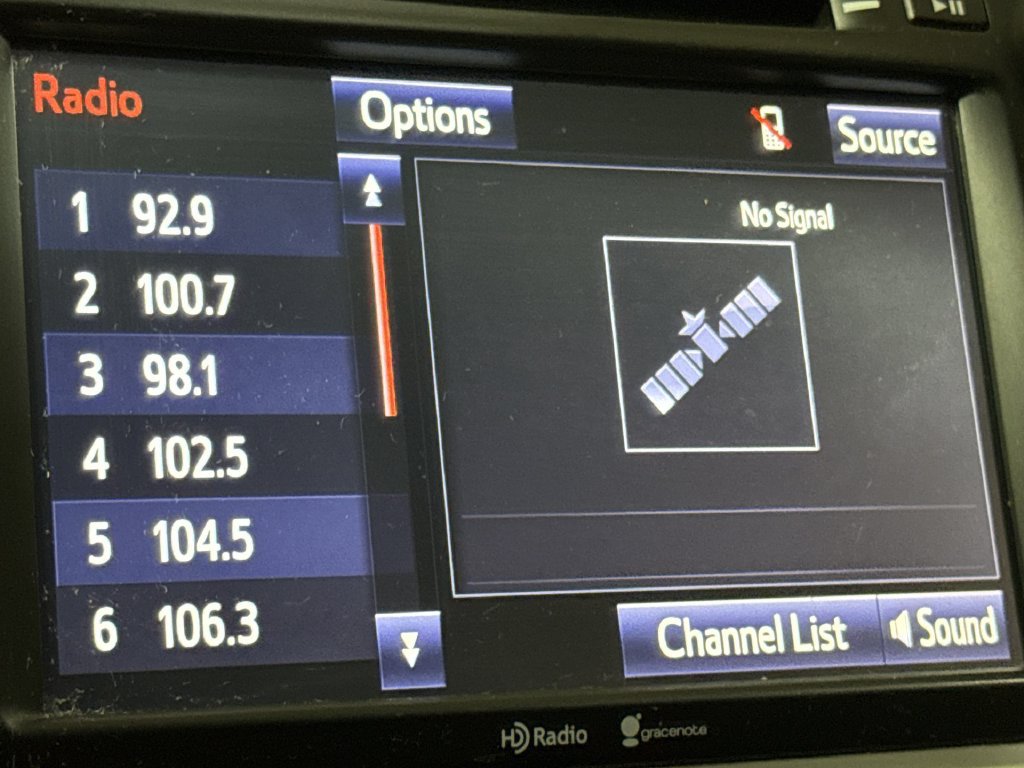Used 2015 Toyota Highlander Limited AWD/4WD image 14