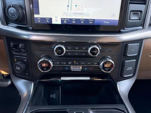 Certified 2021 Ford F150 Lariat image 6