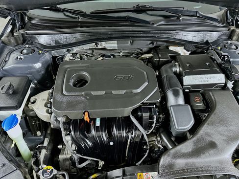 Used 2020 Kia Optima SE FWD image 32