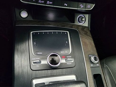 Used 2018 Audi Q5 2.0T Premium Plus w/ Premium Plus Package image 17