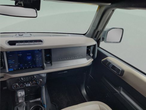 Used 2024 Ford Bronco Wildtrak AWD/4WD image 7