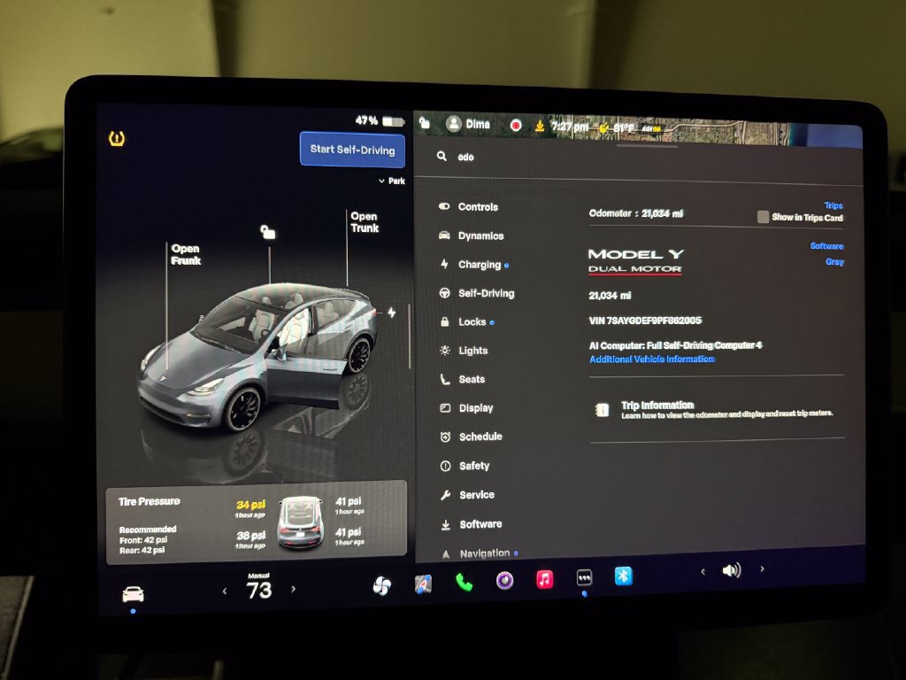 Used 2023 Tesla Model Y Performance AWD/4WD image 26