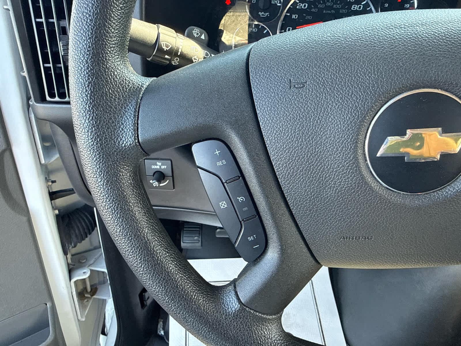 Certified 2024 Chevrolet Express 3500 LT w/ LT Preferred Equipment Group RWD image 15