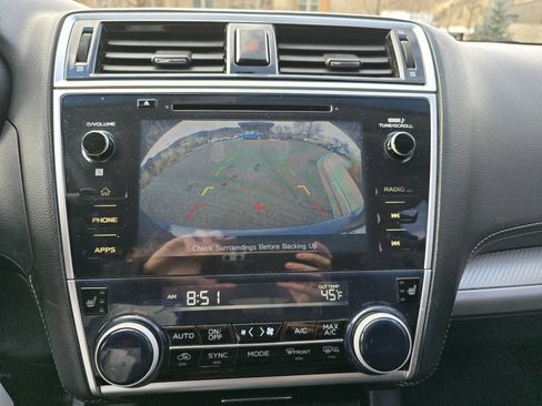 Used 2018 Subaru Outback 2.5i Premium image 23