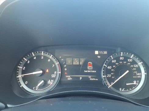 Used 2020 Toyota Highlander Limited image 26