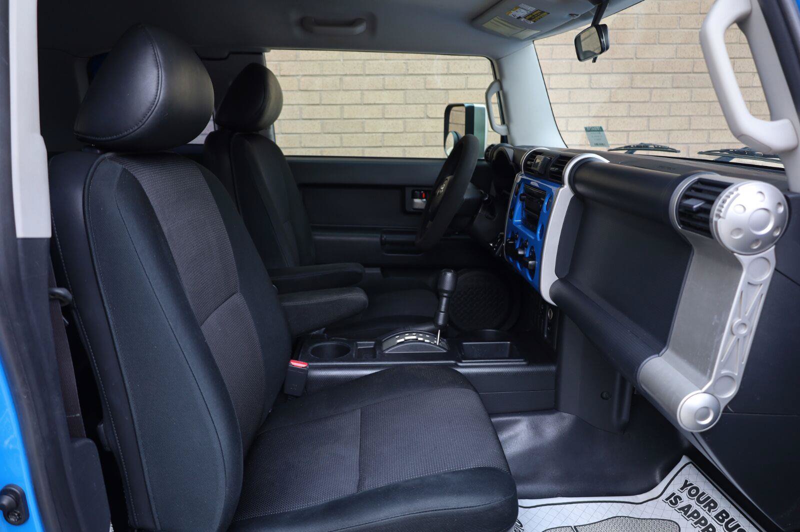 Used 2007 Toyota FJ Cruiser 2WD image 21
