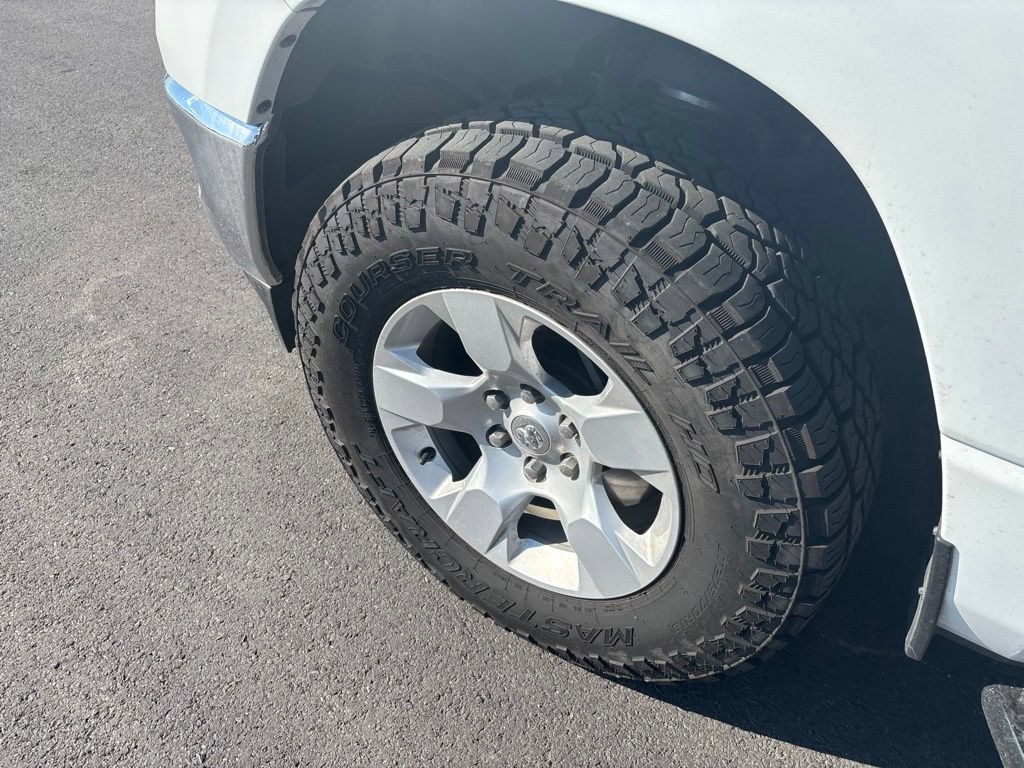 Used 2023 RAM 1500 Big Horn AWD/4WD image 4