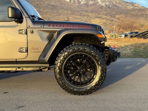 Used 2018 Jeep Wrangler Unlimited Rubicon AWD/4WD image 6