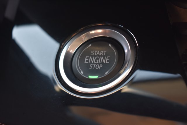 Used 2024 Buick Envision Preferred AWD/4WD image 29