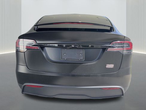 Used 2023 Tesla Model X Plaid image 5