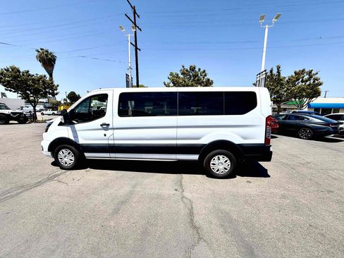 Used 2023 Ford Transit 350 XLT RWD image 8