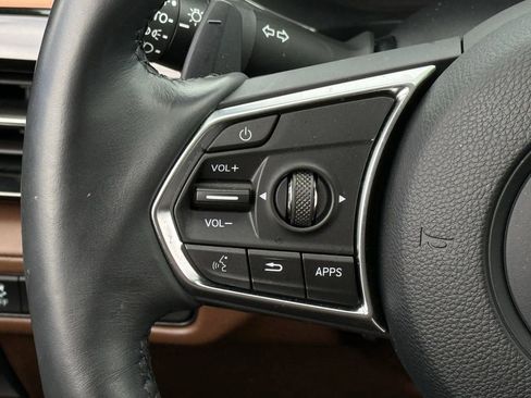 Used 2023 Acura MDX SH-AWD w/ Technology Package image 13