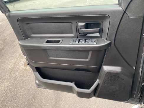 Used 2019 RAM 1500 Express w/ Express Value Package AWD/4WD image 19