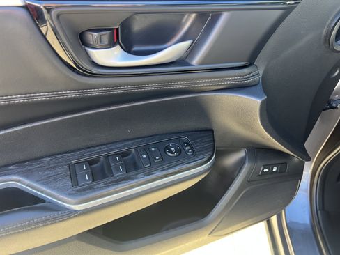 Used 2018 Honda Clarity Plug-In Hybrid image 12