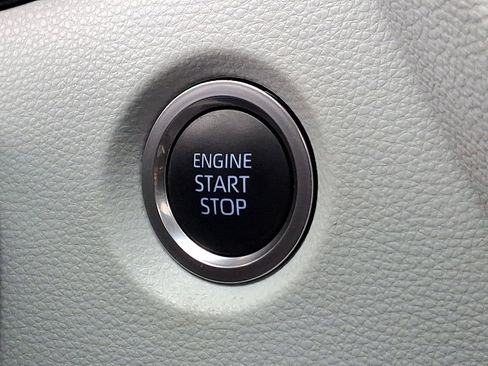 Certified 2020 Toyota Corolla SE image 23