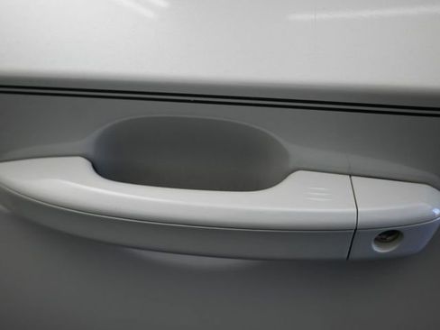 Used 2018 Honda Accord EX image 13