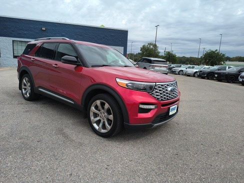 Used 2020 Ford Explorer Platinum w/ Premium Technology Package image 7