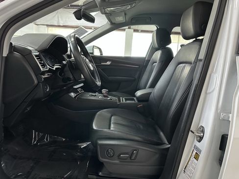 Used 2019 Audi Q5 2.0T Premium image 11