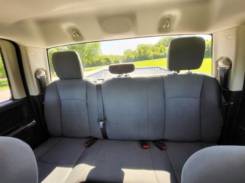 Used 2016 RAM 1500 Express AWD/4WD image 15