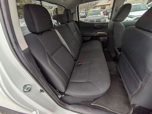 Used 2023 Toyota Tacoma Trail Edition image 19