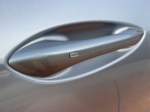 Used 2024 Chevrolet Trax LT w/ Driver Confidence Package image 20