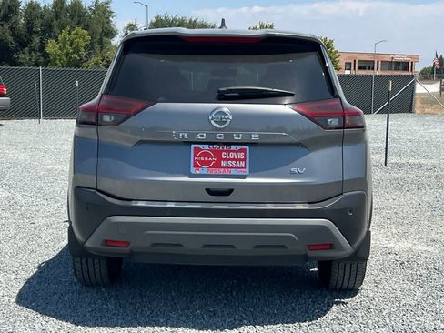 Used 2021 Nissan Rogue SV FWD image 8