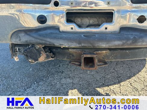 Used 2006 Ford F350 XL image 9