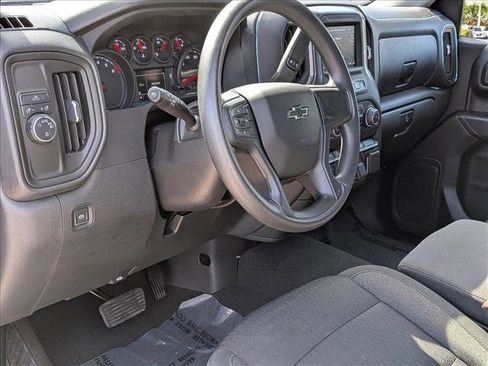 Used 2022 Chevrolet Silverado 1500 Custom RWD image 9