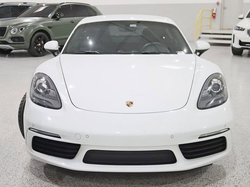 Used 2017 Porsche 718 Cayman image 6