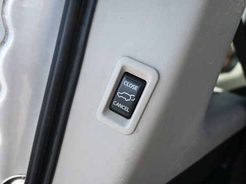 Used 2013 Nissan Armada SV w/ Driver Pkg RWD image 19