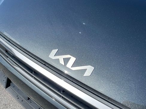 New 2026 Kia K4 FWD image 31