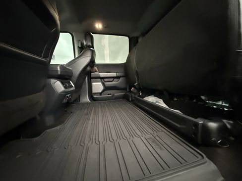 Used 2021 Ford F150 Lariat image 14