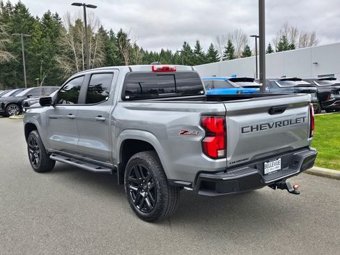 Used 2025 Chevrolet Colorado Z71 w/ Technology Package image 3