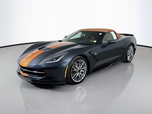 Used 2019 Chevrolet Corvette Stingray Convertible w/ 2LT Preferred Equipment Group RWD image 8
