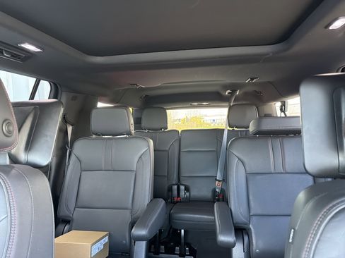 Used 2024 Chevrolet Suburban RST w/ Luxury Package AWD/4WD image 45
