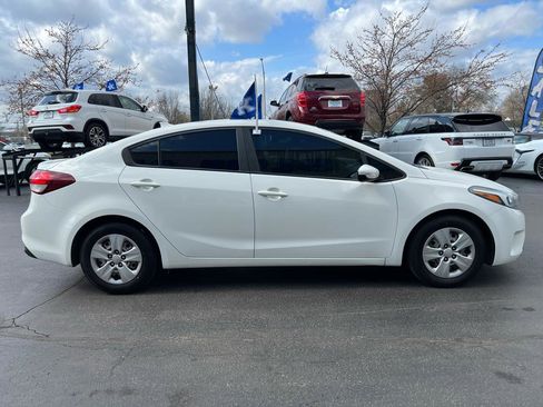 Used 2018 Kia Forte LX image 7