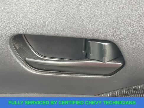 Used 2022 Nissan Kicks S image 41