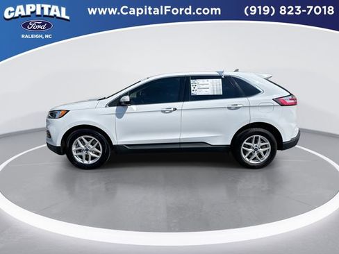 Certified 2022 Ford Edge SEL w/ Convenience Package image 5