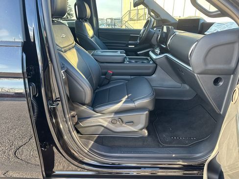 New 2025 Ford Expedition Platinum w/ Stealth Performance Package image 36