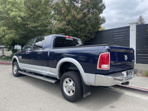 Used 2013 RAM 2500 Laramie w/ Convenience Group image 11