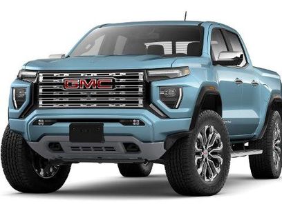 New 2025 GMC Canyon Denali
