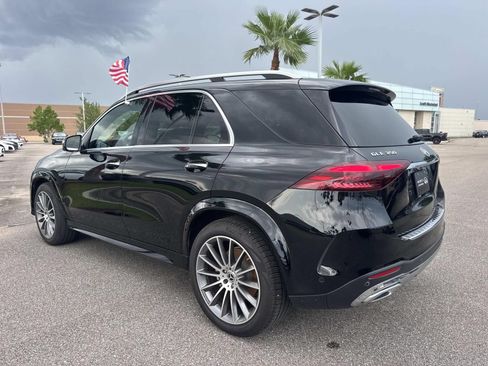 Used 2024 Mercedes-Benz GLE 350 4MATIC w/ AMG Line Exterior image 8