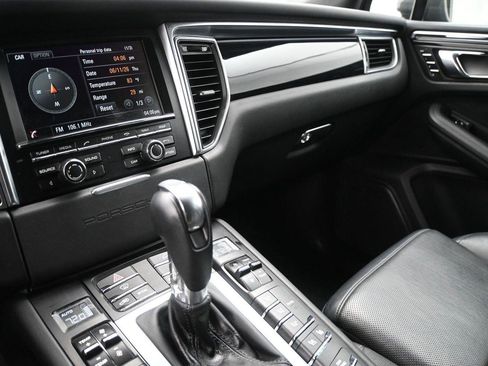 Used 2015 Porsche Macan S AWD/4WD image 4