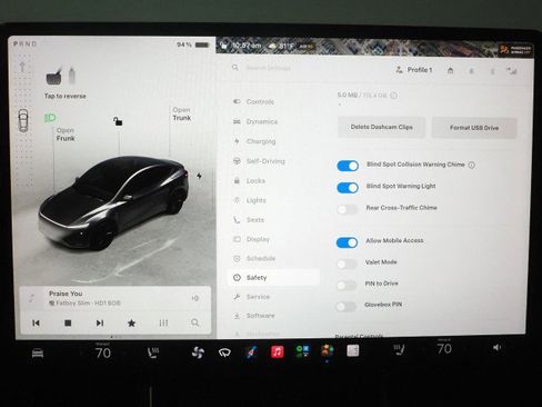 Used 2026 Tesla Model Y 2WD image 34