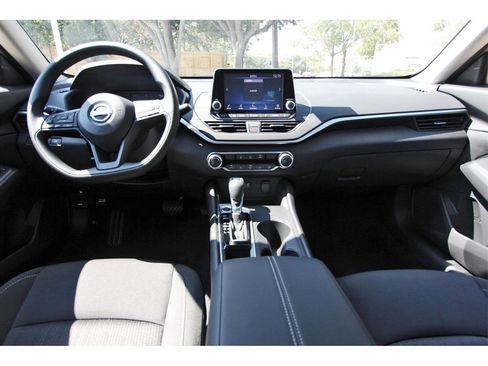 New 2025 Nissan Altima 2.5 S image 7