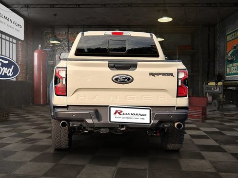 Used 2025 Ford Ranger Raptor AWD/4WD image 5